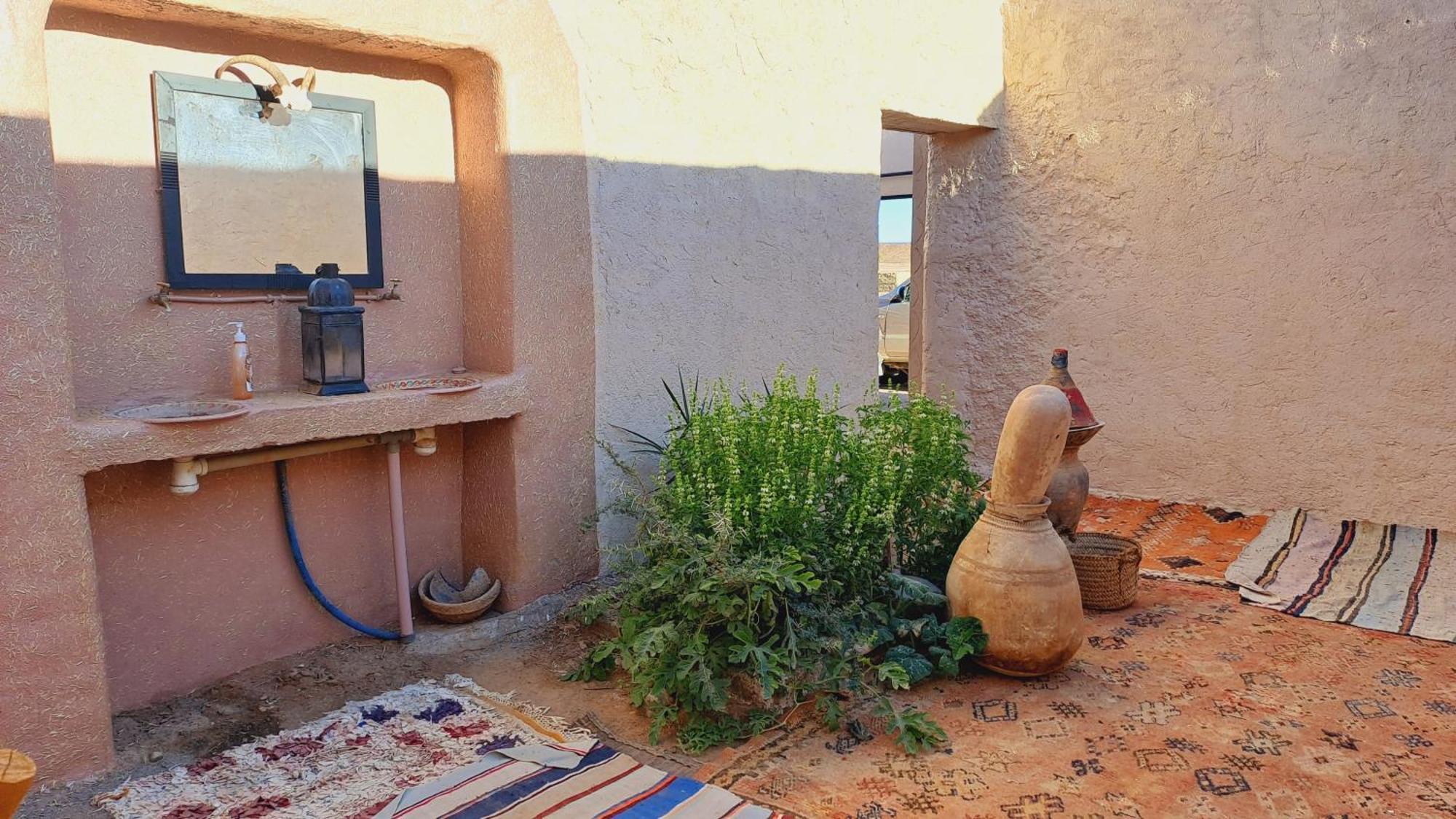 La Petite Maison Du Lac Iriki Foum Zguid Bagian luar foto