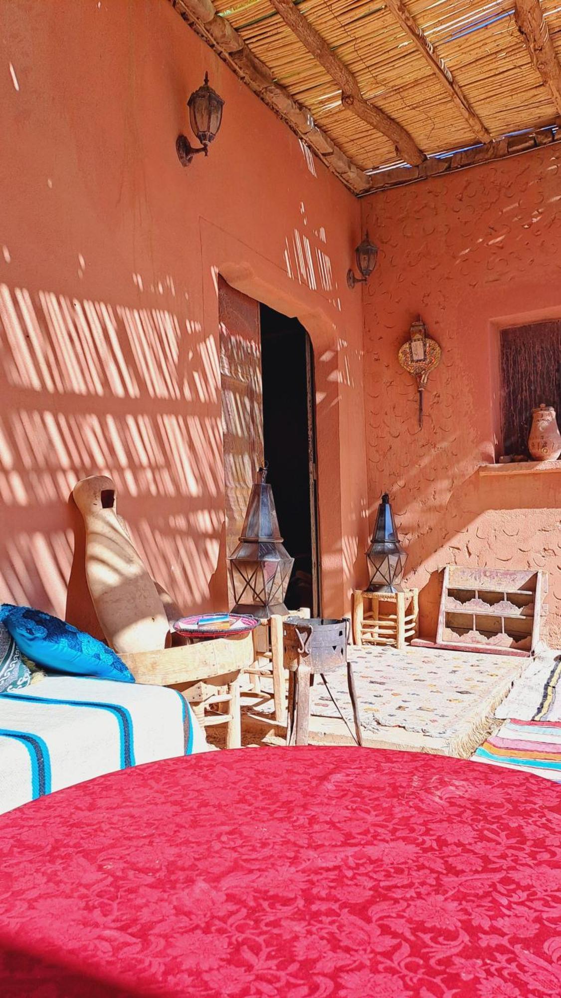 La Petite Maison Du Lac Iriki Foum Zguid Bagian luar foto