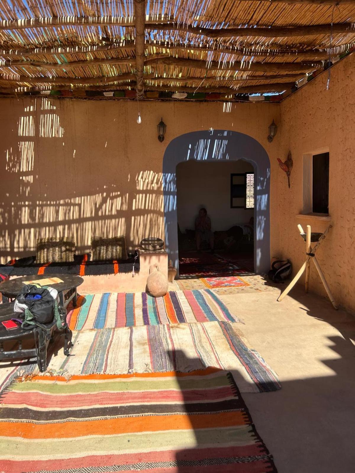 La Petite Maison Du Lac Iriki Foum Zguid Bagian luar foto